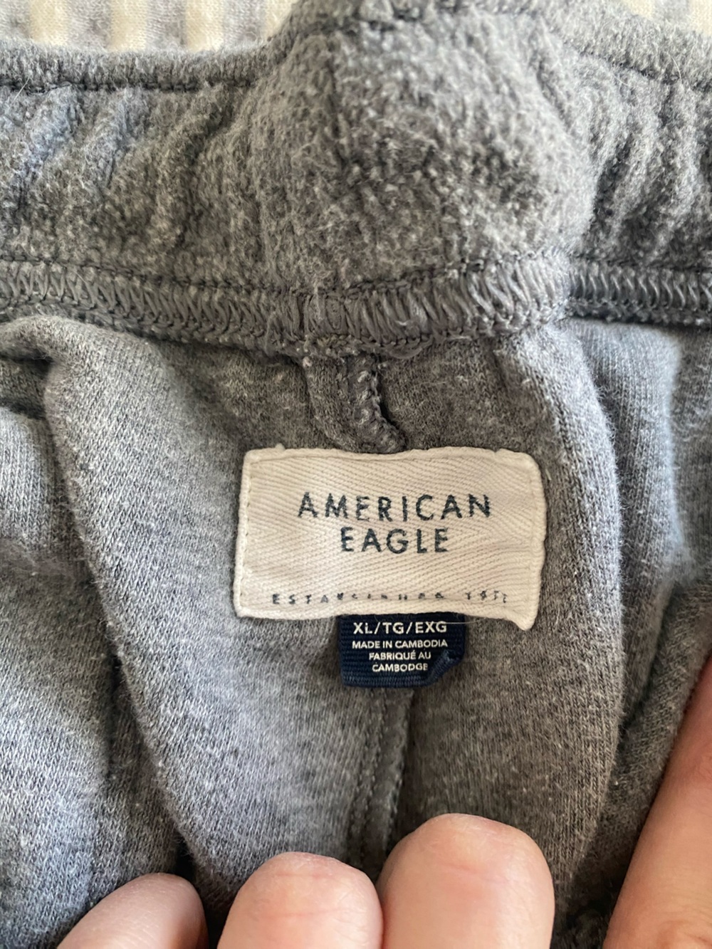 American Eagle - Reverse Fleece Shorts - Color: GREY - Size XL - Picture 5 of 6